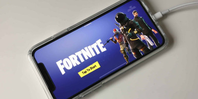 iPhone Edisi Fortnite Punya Harga Selangit! thumbnail